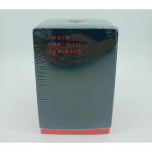 Fifty Shades of Grey Trilogy – French Version Collector’s Edition with Bonus NEW